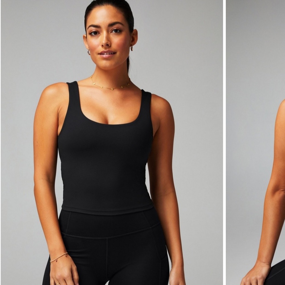 Fabletics Oasis Twist Built-In Bra Tank Size M